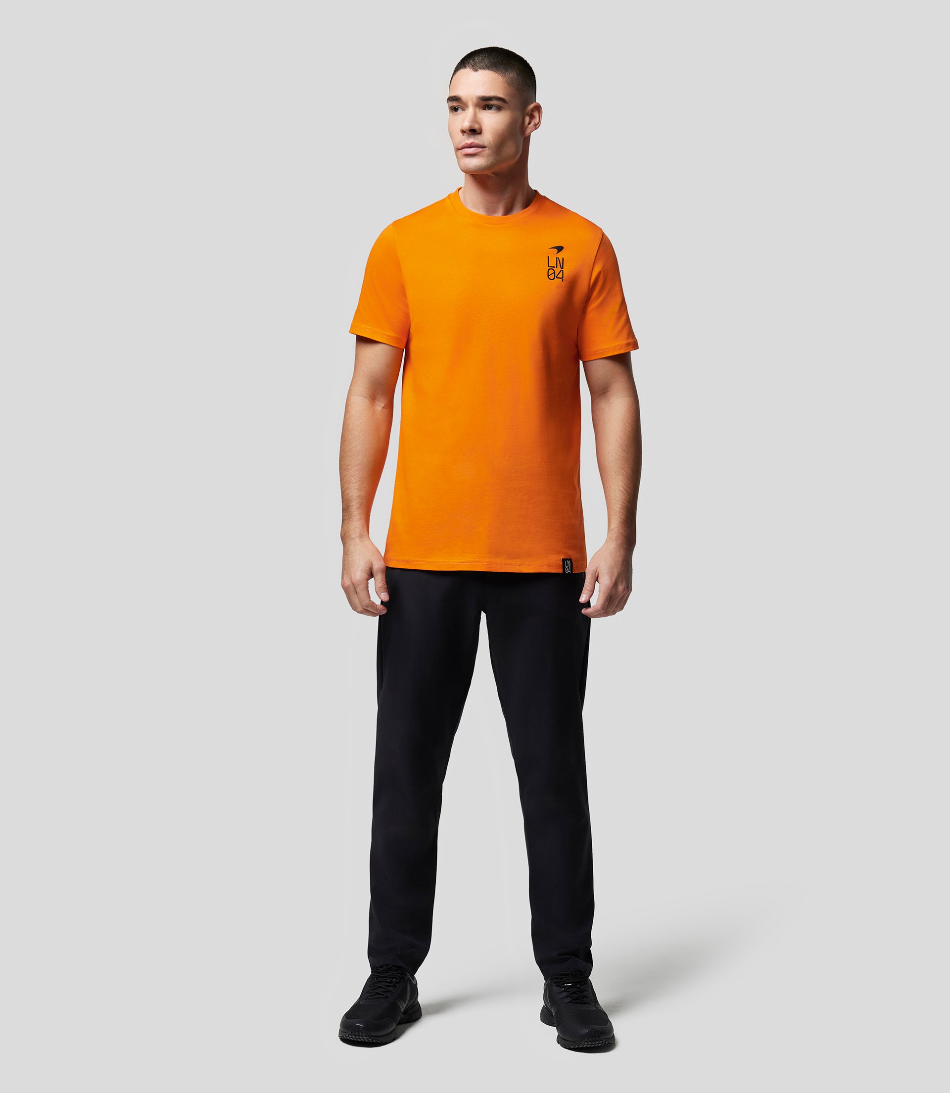 MENS CORE DRIVERS ESSENTIAL T-SHIRT LANDO NORRIS