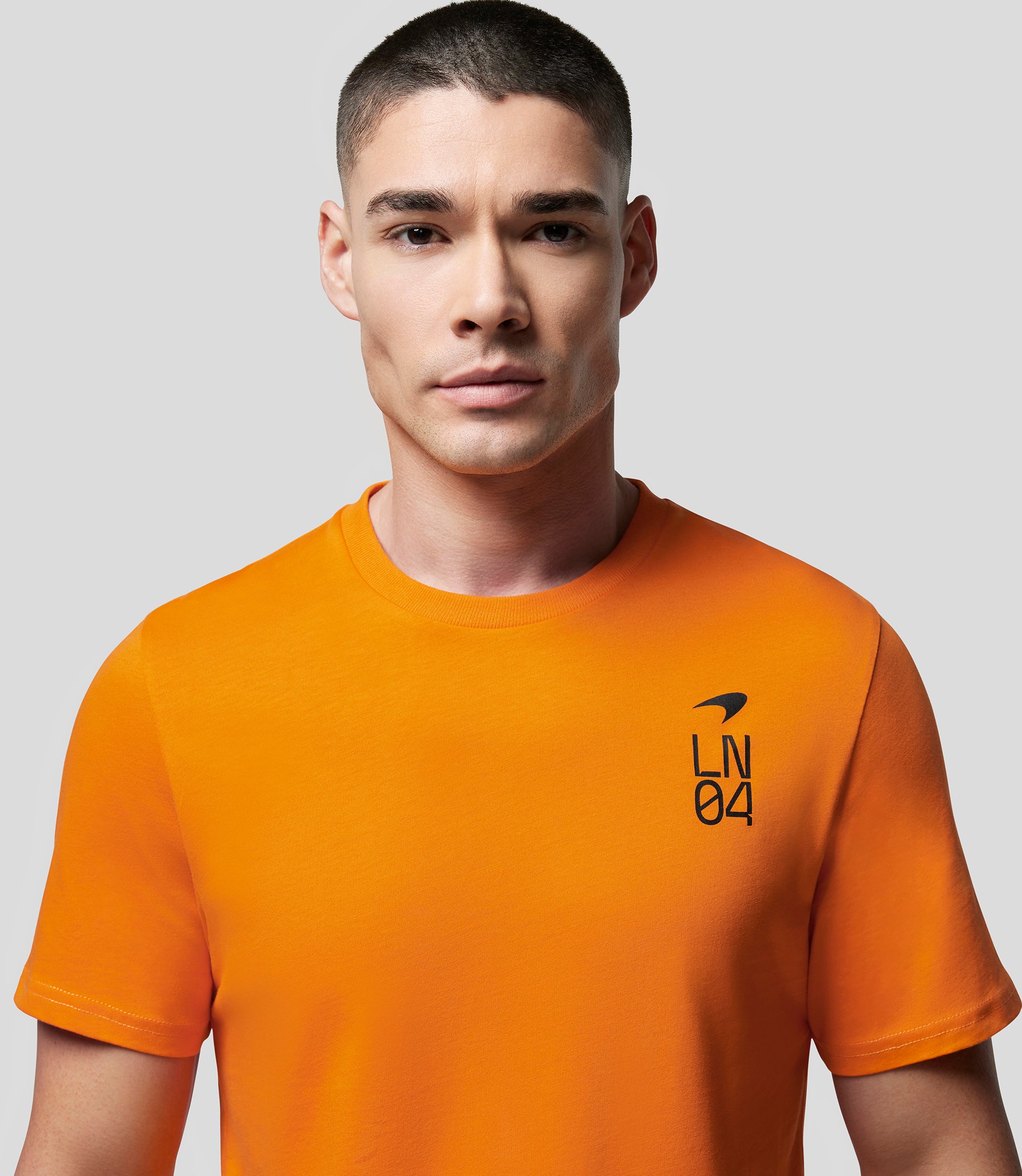 MENS CORE DRIVERS ESSENTIAL T-SHIRT LANDO NORRIS